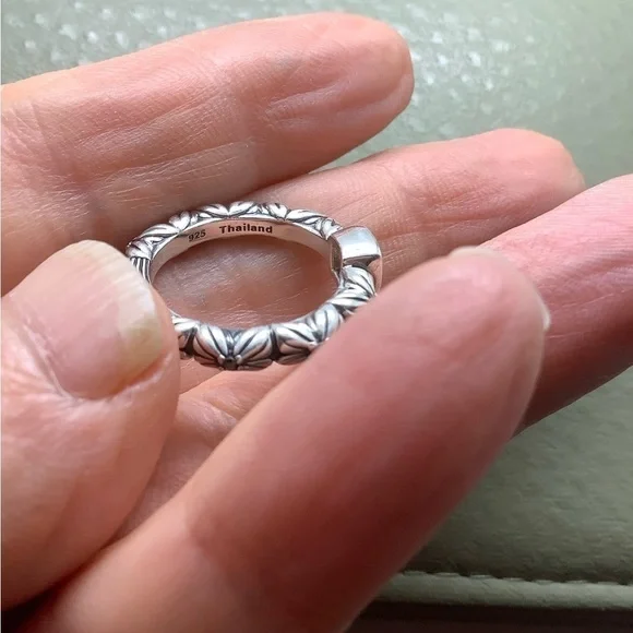 Stephen Dweck Diamonds Rose De France Florette sterling silver ring - Picture 5 of 7